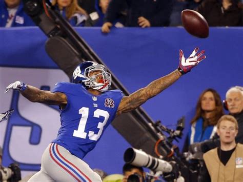 Odell Beckham Has Extremely Large Hands .